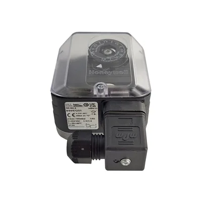Kromschroder Gas pressure switch DG6U-6 84447251